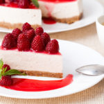 Himbeer-Joghurt-Torte mit weißer Schokolade (No-Bake-Rezept)